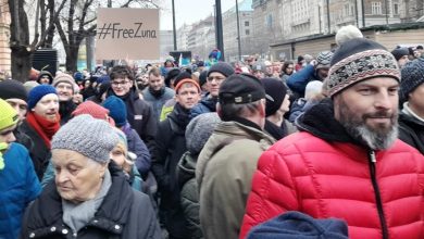 مسيرات في التشيك دعماً للرئيس وسط خلاف مع الحكومة 