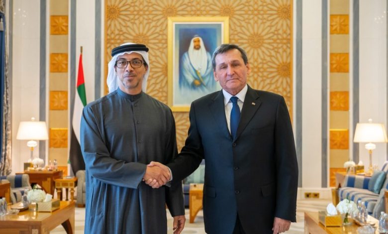 منصور بن زايد يستقبل نائب رئيس مجلس الوزراء وزير الخارجية التركمانستاني