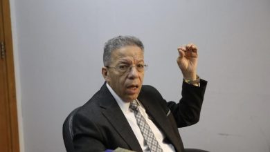 نقيب الأطباء أسامة عبدالحى لـ الشروق: نطالب بحوار مجتمعى شامل قبل تعديل تشريعات المستشفيات الجامعية