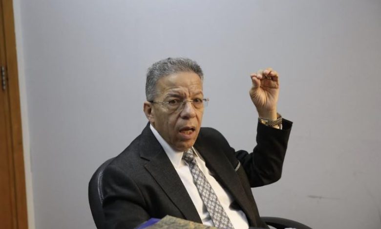 نقيب الأطباء أسامة عبدالحى لـ الشروق: نطالب بحوار مجتمعى شامل قبل تعديل تشريعات المستشفيات الجامعية