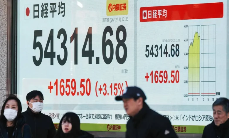 «نيكي» يرتفع في تداولات متذبذبة قبيل انتخابات الأحد