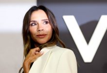 هل تفكر فيكتوريا بيكهام في طي صفحة الخلاف مع ابنها بروكلين والصلح معه؟