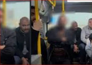 واقعة التحرش في الأتوبيس.. صرف الفتاة بعد الاستماع لأقوالها وحجز الشاب على ذمة التحريات