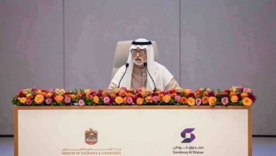 وزير التسامح الإماراتي لشباب كويتيين وإماراتيين: نعتز بقادة الكويت والإمارات وعملهم المخلص لأجل الإنسانية