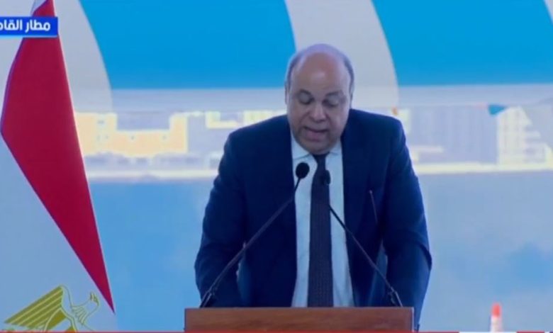 وزير الطيران المدني يعلن تسجيل مطار القاهرة الدولي لرقم قياسي جديد